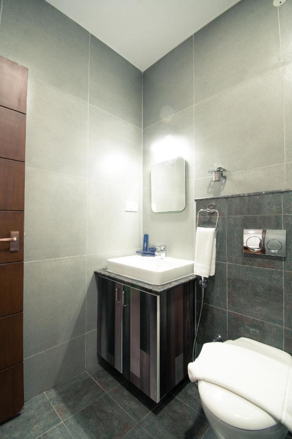 Athulya Residence Suite Rooms Bangalore Exterior foto